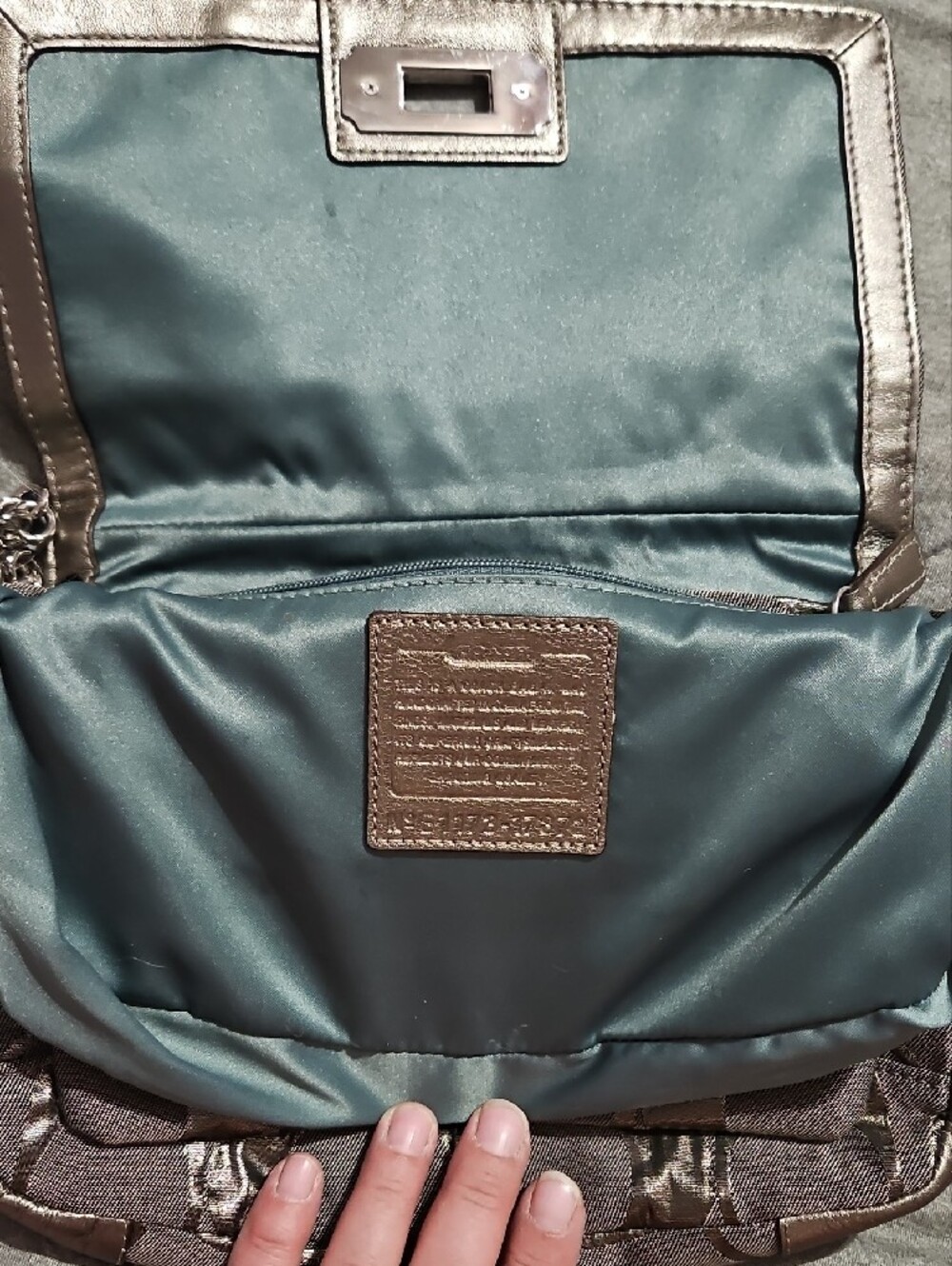 Chain-Handle Shoulder Bag in Metallic Gray - Picture 9 of 14